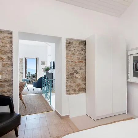 Nausica House Holiday home