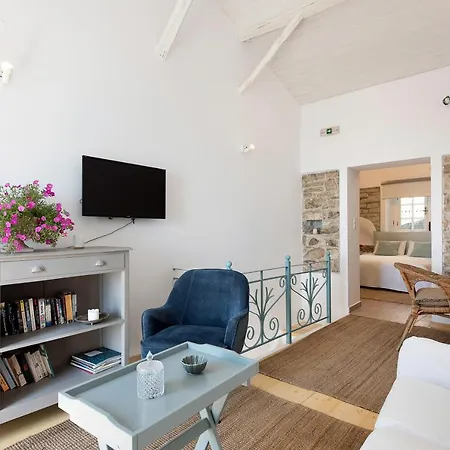 Nausica House بيت للعطل
